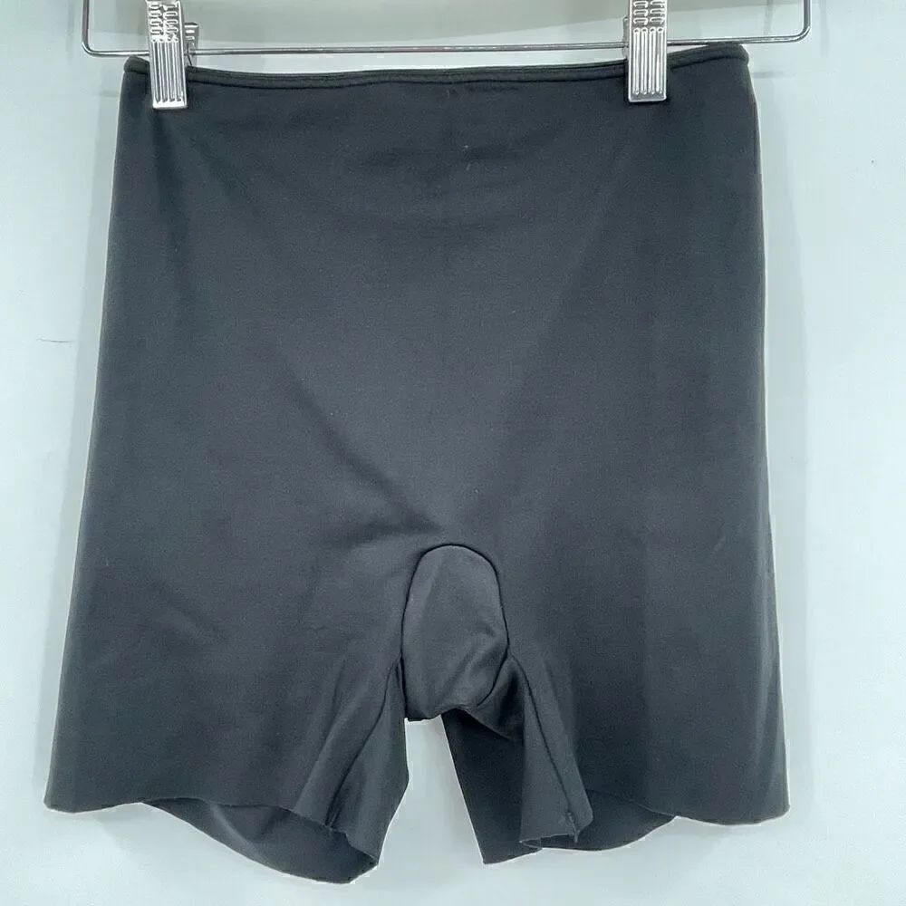 Spanx Black Ultra High Waisted Mid-Thigh Shaper Slimming Shorts Medium